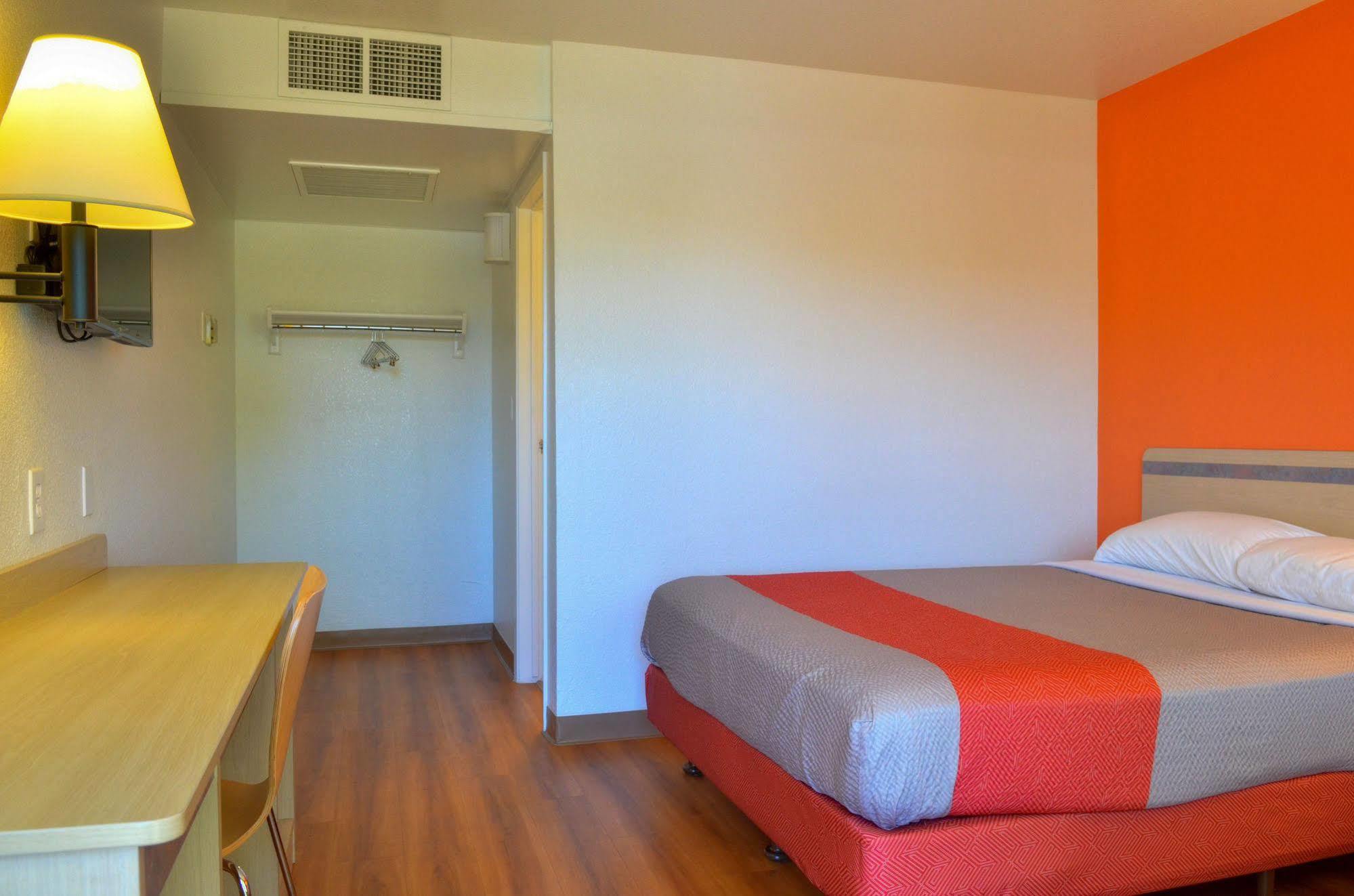 Motel 6-Santa Nella, Ca - Los Banos - Interstate 5 Zewnętrze zdjęcie